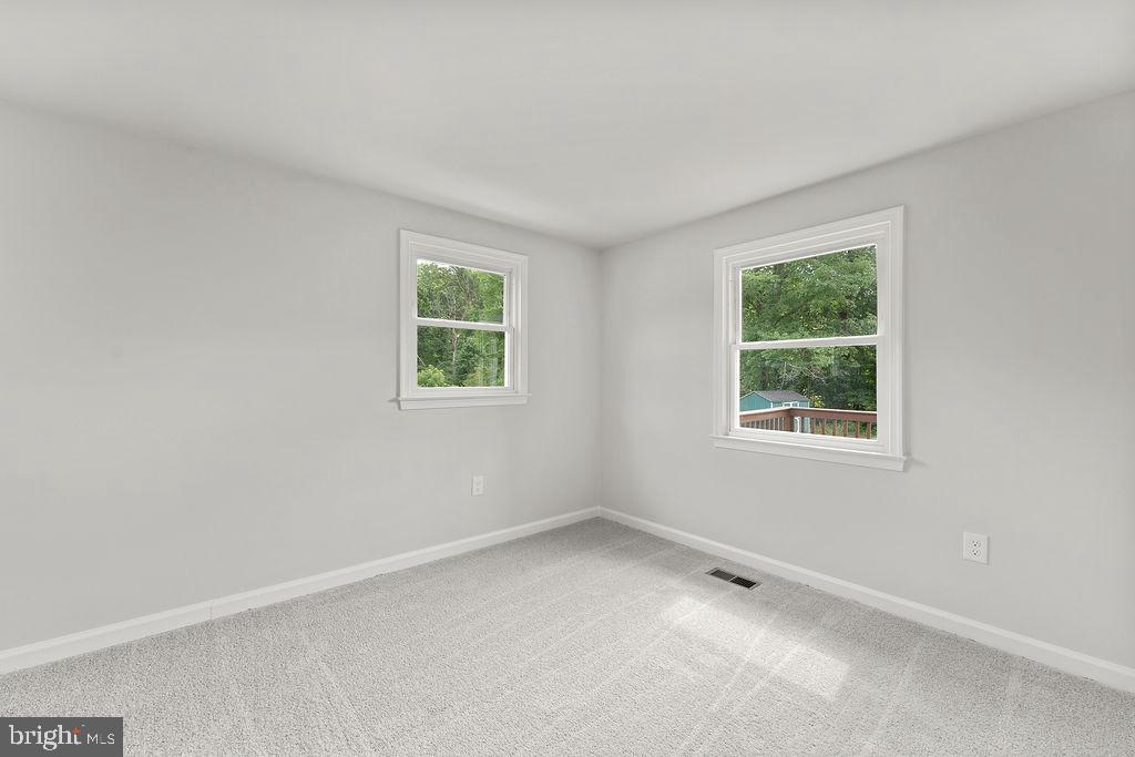 11220 PIEDMONT DR, FREDERICKSBURG, Virginia 22407, 3 Bedrooms Bedrooms, ,2 BathroomsBathrooms,Residential,11220 PIEDMONT DR,VASP2034754 MLS # VASP2034754
