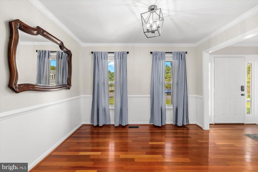 11814 ARBOR GLEN DR, FREDERICKSBURG, Virginia 22407, 3 Bedrooms Bedrooms, ,2 BathroomsBathrooms,Residential,11814 ARBOR GLEN DR,VASP2034844 MLS # VASP2034844