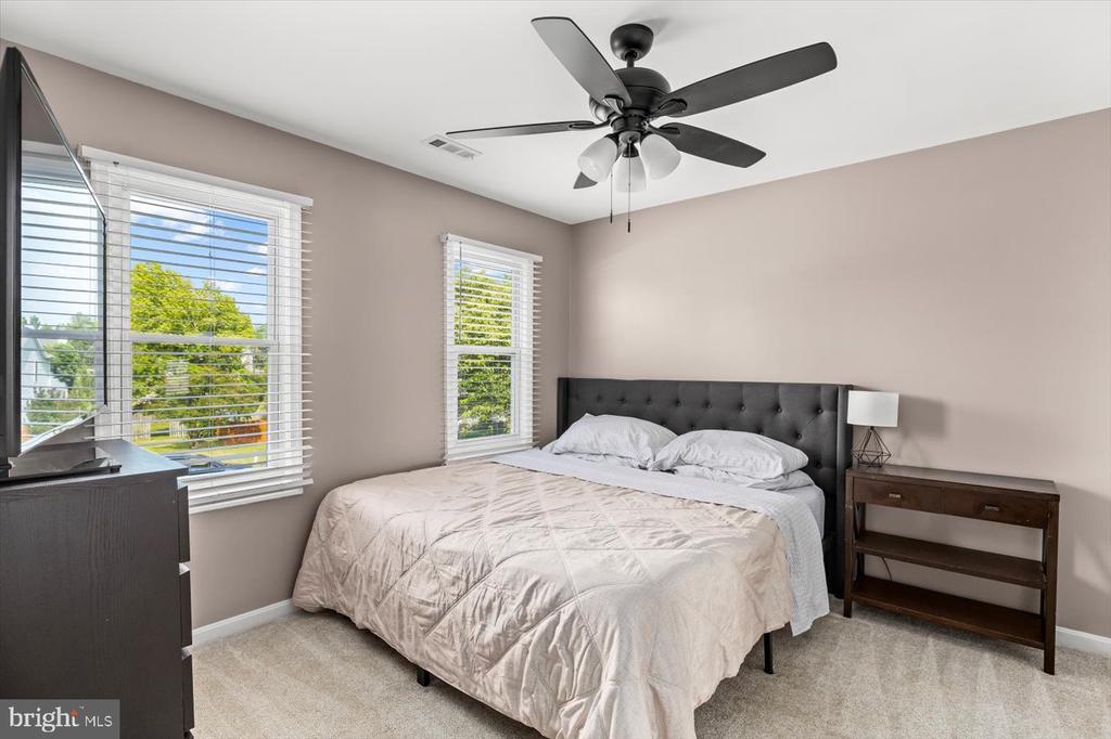11814 ARBOR GLEN DR, FREDERICKSBURG, Virginia 22407, 3 Bedrooms Bedrooms, ,2 BathroomsBathrooms,Residential,11814 ARBOR GLEN DR,VASP2034844 MLS # VASP2034844