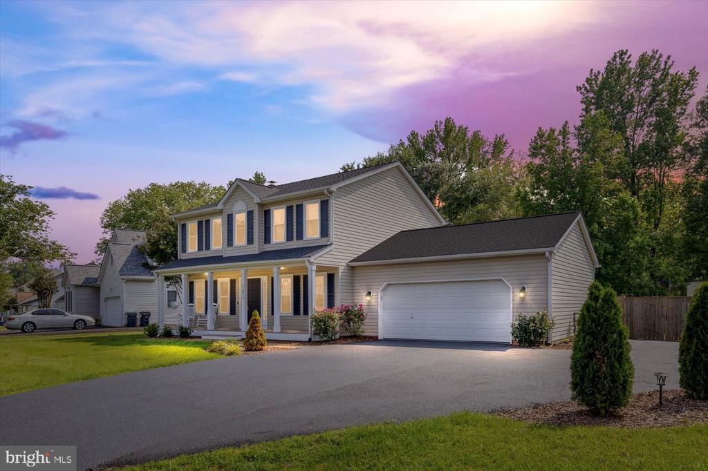 11814 ARBOR GLEN DR, FREDERICKSBURG, Virginia 22407, 3 Bedrooms Bedrooms, ,2 BathroomsBathrooms,Residential,11814 ARBOR GLEN DR,VASP2034844 MLS # VASP2034844