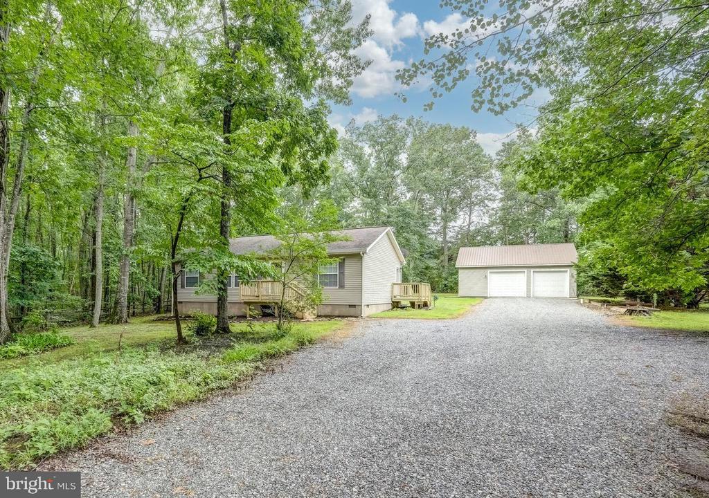391 LINDA LN, MINERAL, Virginia 23117, 3 Bedrooms Bedrooms, ,2 BathroomsBathrooms,Residential,391 LINDA LN,VALA2008260 MLS # VALA2008260