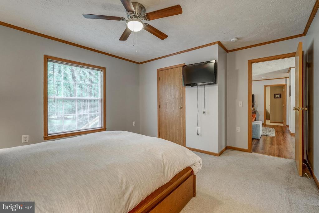 391 LINDA LN, MINERAL, Virginia 23117, 3 Bedrooms Bedrooms, ,2 BathroomsBathrooms,Residential,391 LINDA LN,VALA2008260 MLS # VALA2008260