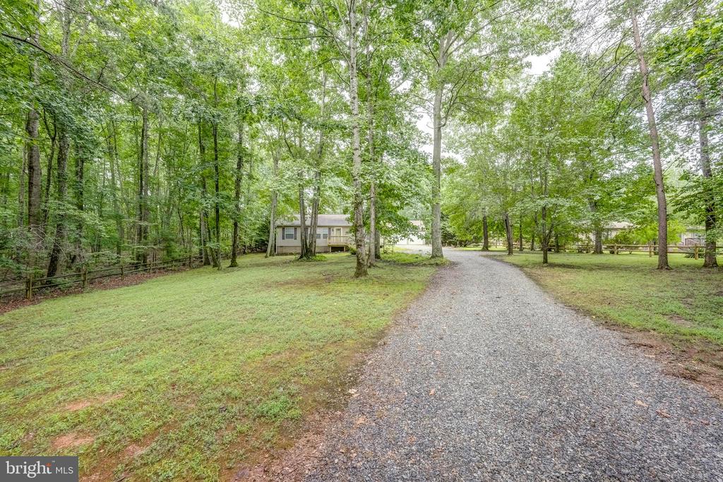 391 LINDA LN, MINERAL, Virginia 23117, 3 Bedrooms Bedrooms, ,2 BathroomsBathrooms,Residential,391 LINDA LN,VALA2008260 MLS # VALA2008260