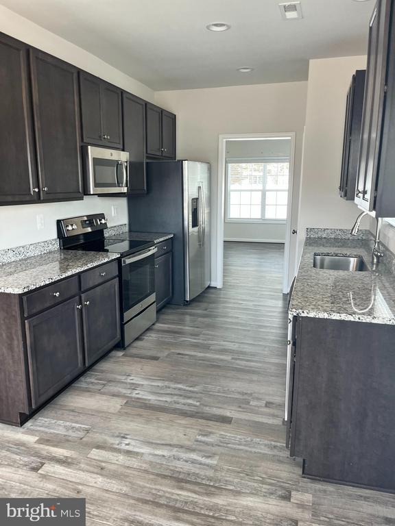 12118 BOWLING FARM CT, FREDERICKSBURG, Virginia 22407, 3 Bedrooms Bedrooms, ,2 BathroomsBathrooms,Residential,12118 BOWLING FARM CT,VASP2034850 MLS # VASP2034850