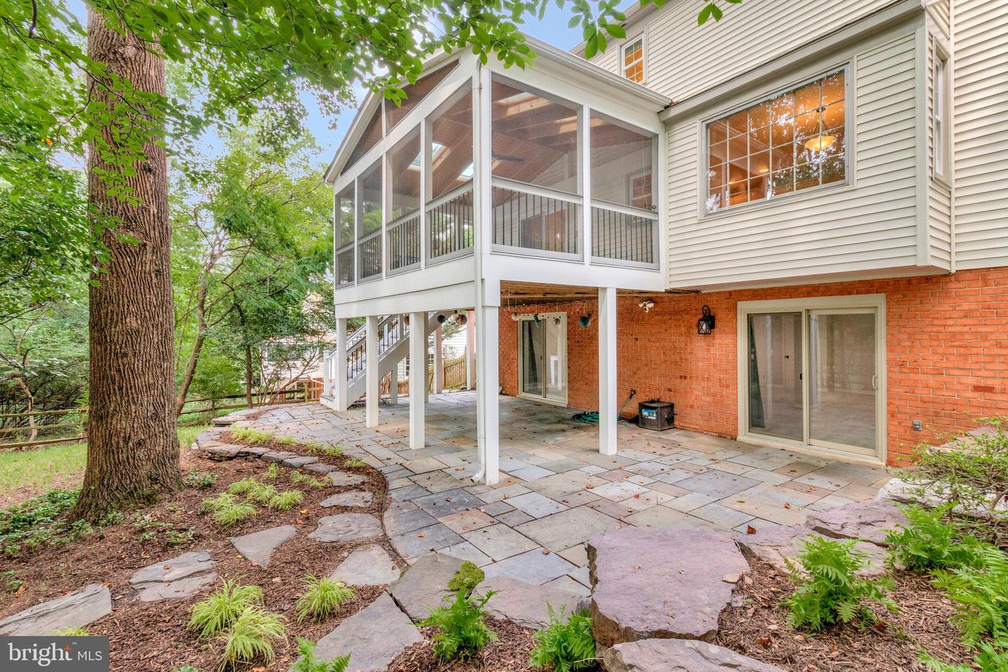 1448 LAUREL HILL RD, VIENNA, Virginia 22182, 4 Bedrooms Bedrooms, 17 Rooms Rooms,2 BathroomsBathrooms,Residential,For sale,1448 LAUREL HILL RD,VAFX2238802 MLS # VAFX2238802