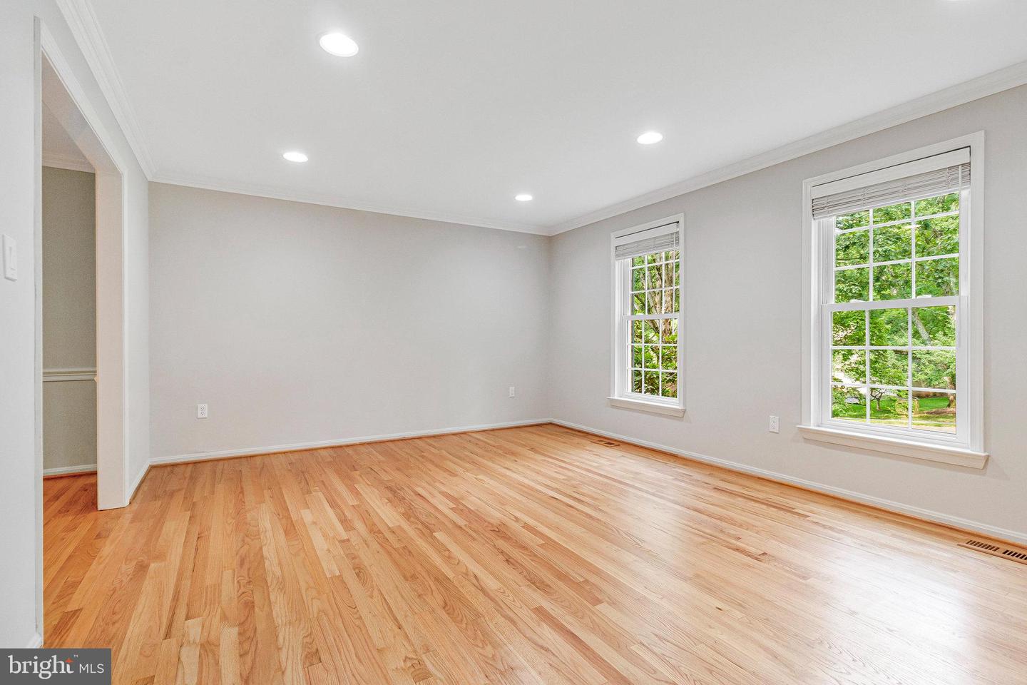 1448 LAUREL HILL RD, VIENNA, Virginia 22182, 4 Bedrooms Bedrooms, 17 Rooms Rooms,2 BathroomsBathrooms,Residential,For sale,1448 LAUREL HILL RD,VAFX2238802 MLS # VAFX2238802