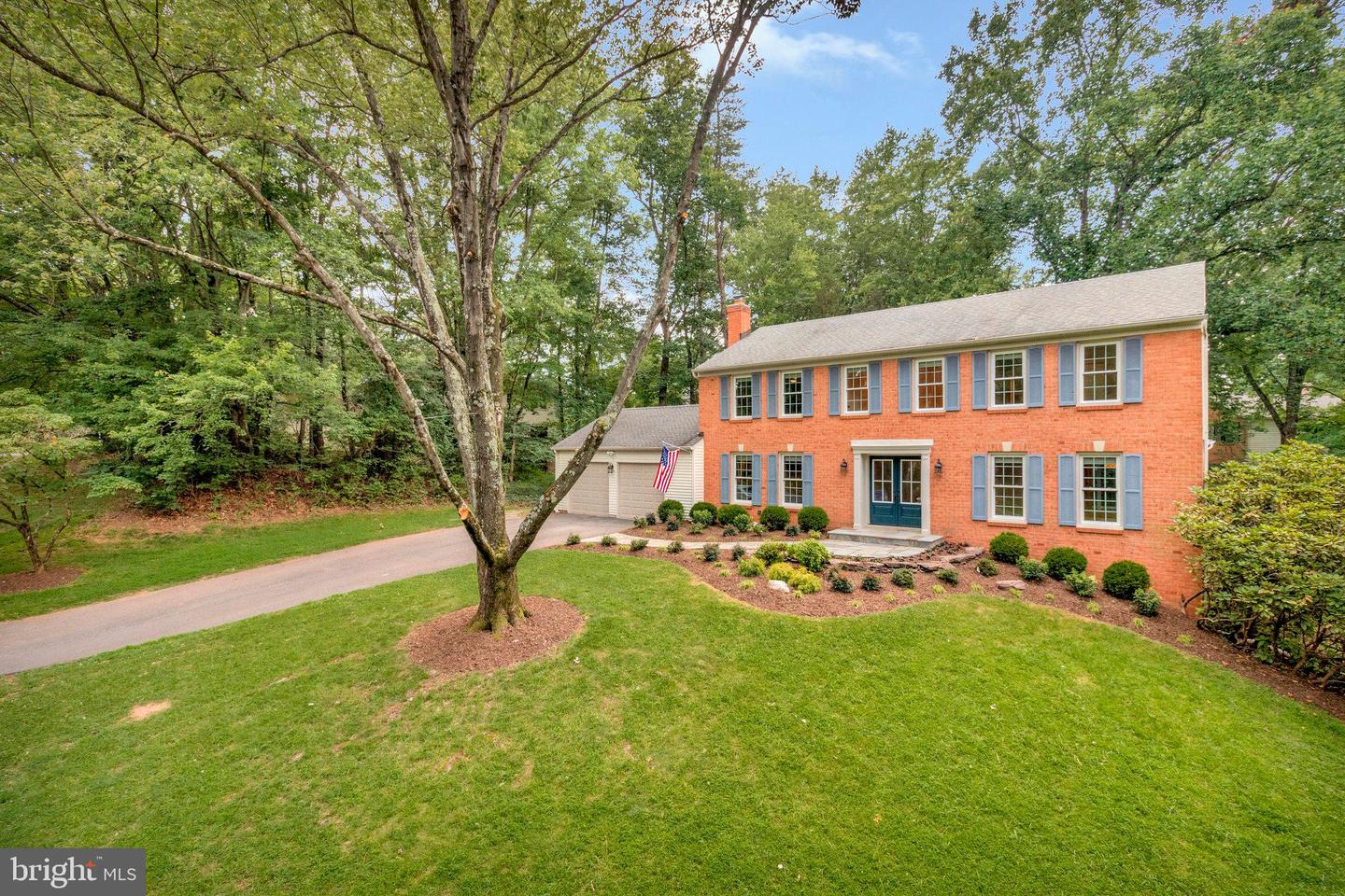 1448 LAUREL HILL RD, VIENNA, Virginia 22182, 4 Bedrooms Bedrooms, 17 Rooms Rooms,2 BathroomsBathrooms,Residential,For sale,1448 LAUREL HILL RD,VAFX2238802 MLS # VAFX2238802