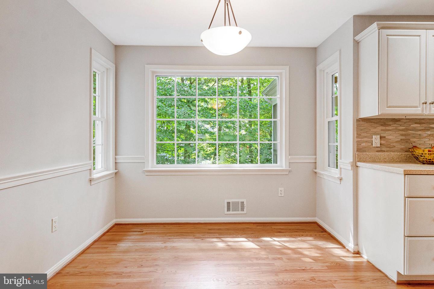 1448 LAUREL HILL RD, VIENNA, Virginia 22182, 4 Bedrooms Bedrooms, 17 Rooms Rooms,2 BathroomsBathrooms,Residential,For sale,1448 LAUREL HILL RD,VAFX2238802 MLS # VAFX2238802