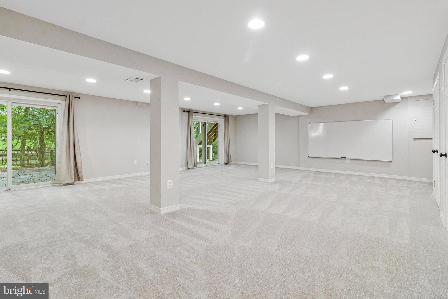 1448 LAUREL HILL RD, VIENNA, Virginia 22182, 4 Bedrooms Bedrooms, 17 Rooms Rooms,2 BathroomsBathrooms,Residential,For sale,1448 LAUREL HILL RD,VAFX2238802 MLS # VAFX2238802
