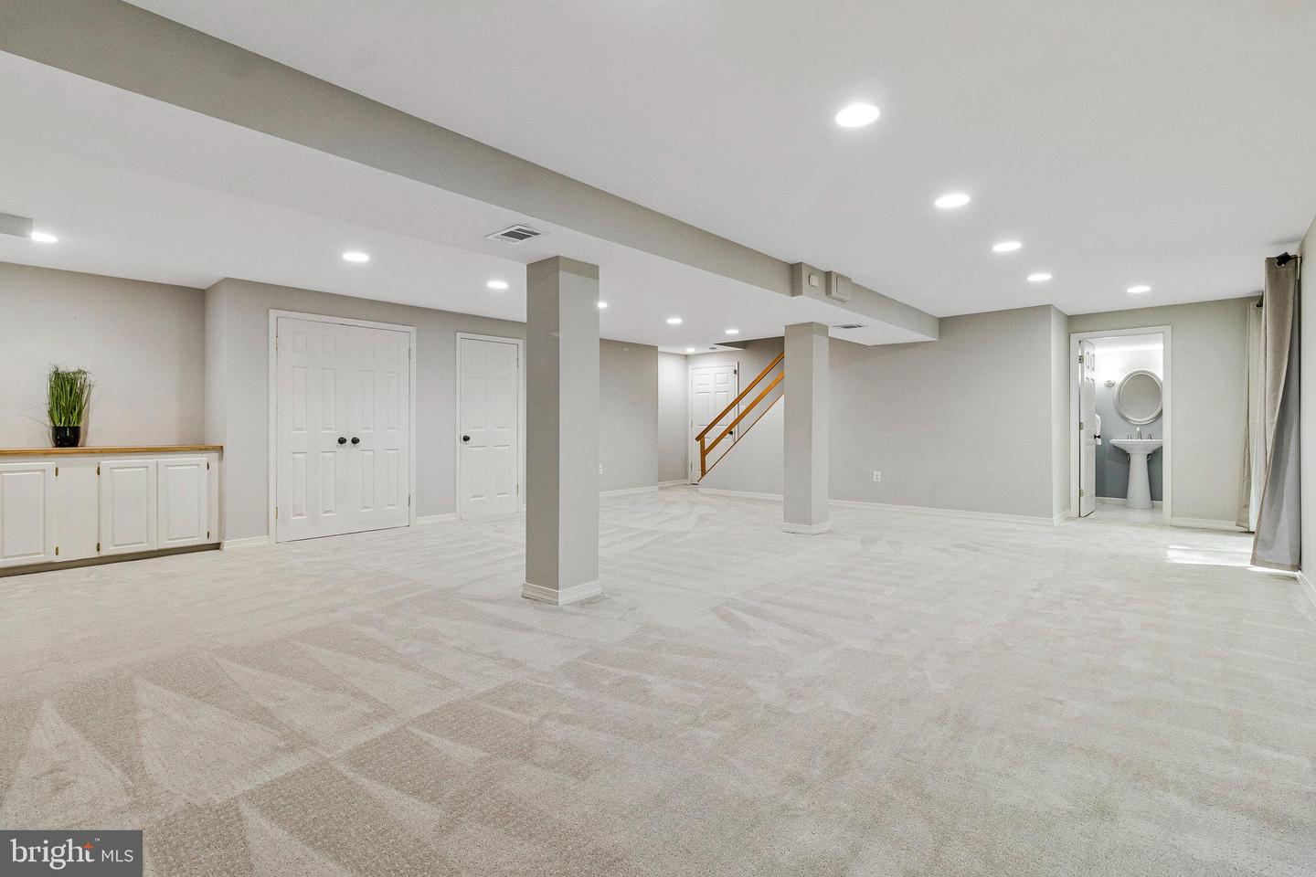 1448 LAUREL HILL RD, VIENNA, Virginia 22182, 4 Bedrooms Bedrooms, 17 Rooms Rooms,2 BathroomsBathrooms,Residential,For sale,1448 LAUREL HILL RD,VAFX2238802 MLS # VAFX2238802
