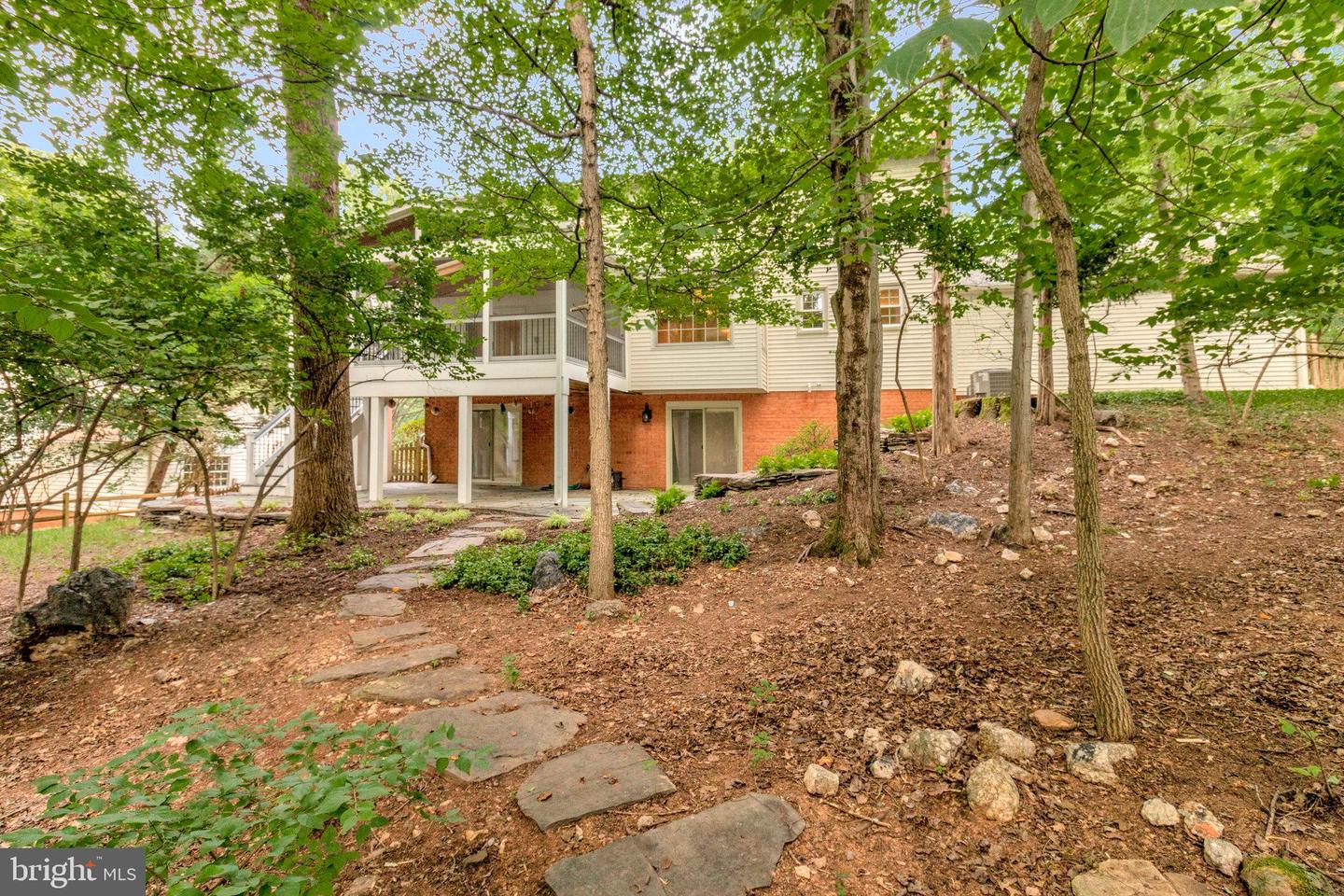 1448 LAUREL HILL RD, VIENNA, Virginia 22182, 4 Bedrooms Bedrooms, 17 Rooms Rooms,2 BathroomsBathrooms,Residential,For sale,1448 LAUREL HILL RD,VAFX2238802 MLS # VAFX2238802