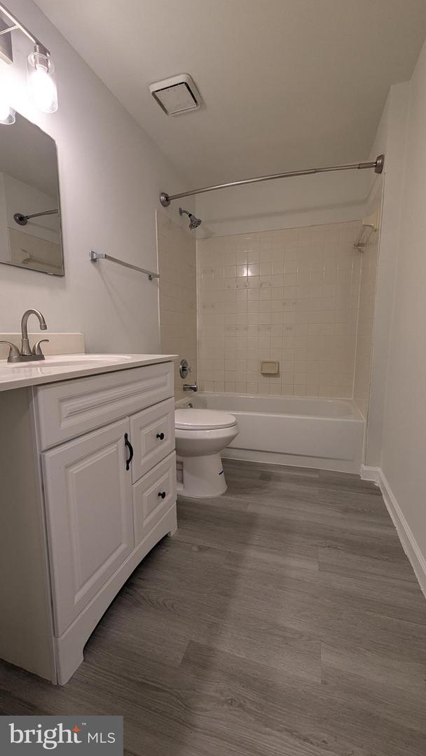 609 STAFFORD GLEN CT, STAFFORD, Virginia 22554, 4 Bedrooms Bedrooms, ,3 BathroomsBathrooms,Residential,For sale,609 STAFFORD GLEN CT,VAST2038602 MLS # VAST2038602