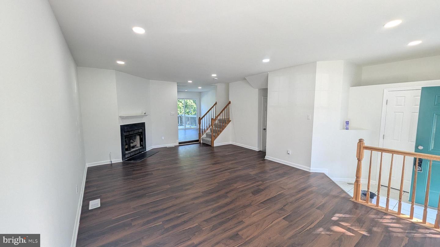609 STAFFORD GLEN CT, STAFFORD, Virginia 22554, 4 Bedrooms Bedrooms, ,3 BathroomsBathrooms,Residential,For sale,609 STAFFORD GLEN CT,VAST2038602 MLS # VAST2038602