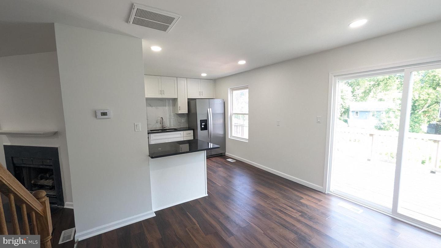 609 STAFFORD GLEN CT, STAFFORD, Virginia 22554, 4 Bedrooms Bedrooms, ,3 BathroomsBathrooms,Residential,For sale,609 STAFFORD GLEN CT,VAST2038602 MLS # VAST2038602