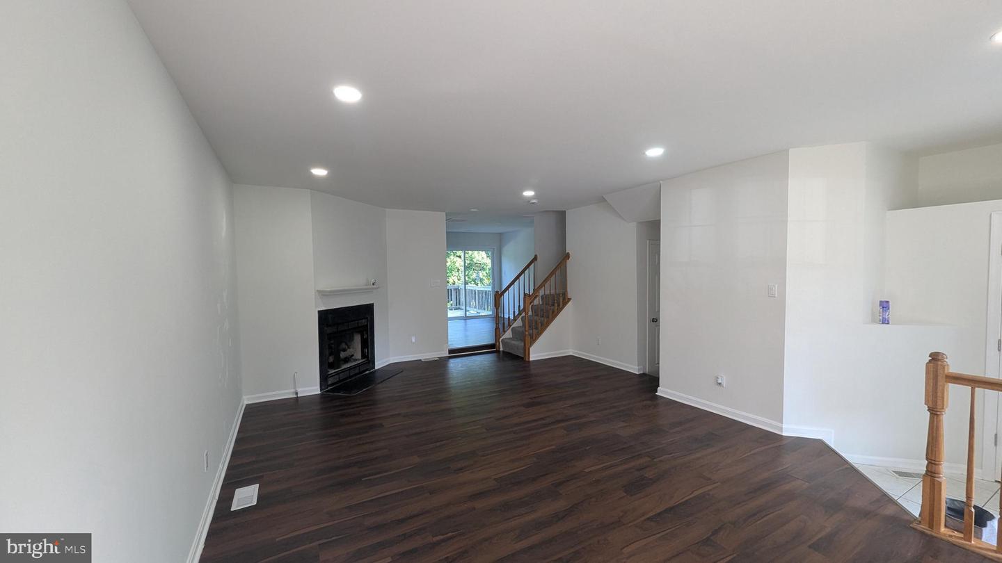 609 STAFFORD GLEN CT, STAFFORD, Virginia 22554, 4 Bedrooms Bedrooms, ,3 BathroomsBathrooms,Residential,For sale,609 STAFFORD GLEN CT,VAST2038602 MLS # VAST2038602