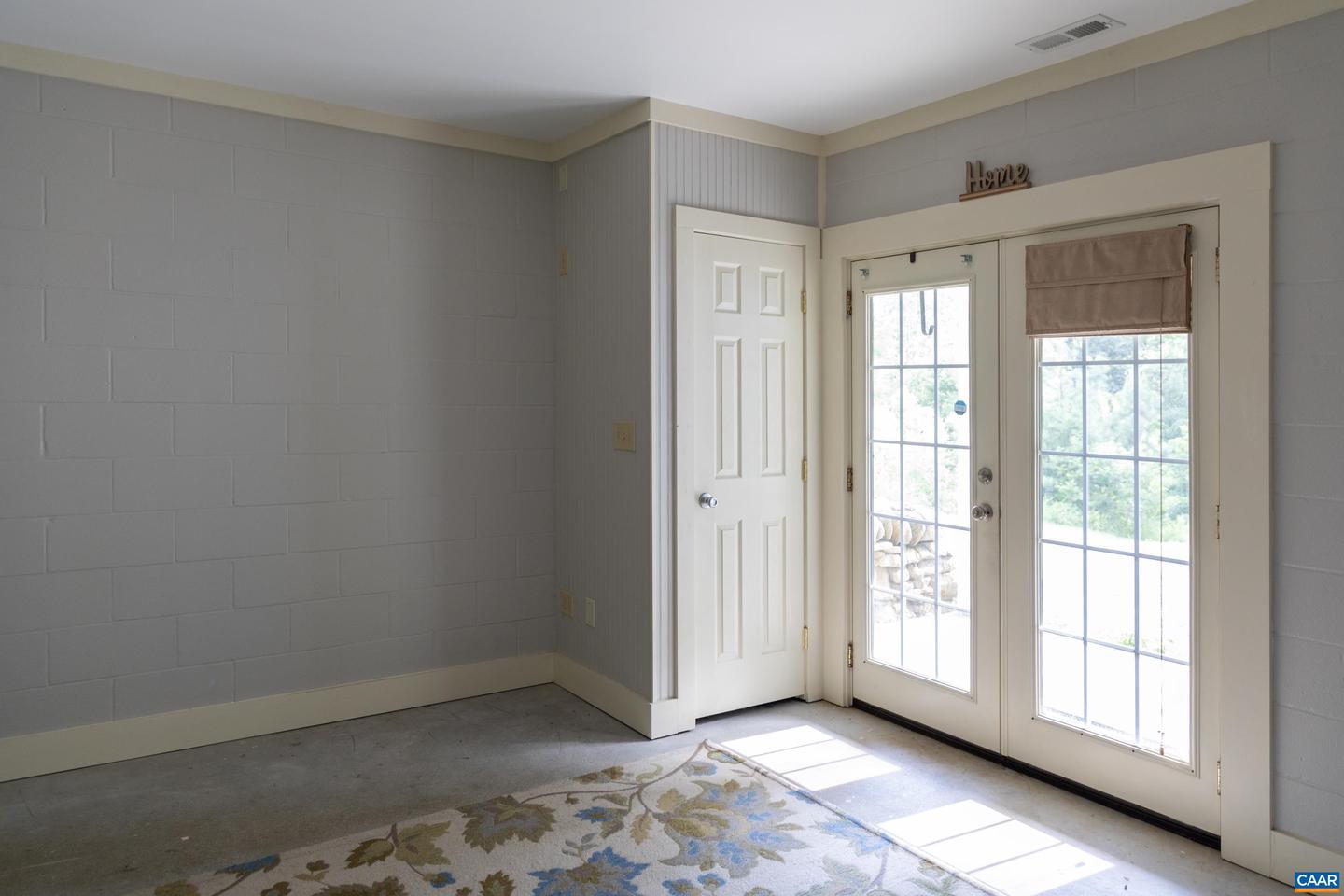 686 SNOW MOUNTAIN RD, STANARDSVILLE, Virginia 22973, 3 Bedrooms Bedrooms, ,2 BathroomsBathrooms,Residential,For sale,686 SNOW MOUNTAIN RD,664561 MLS # 664561