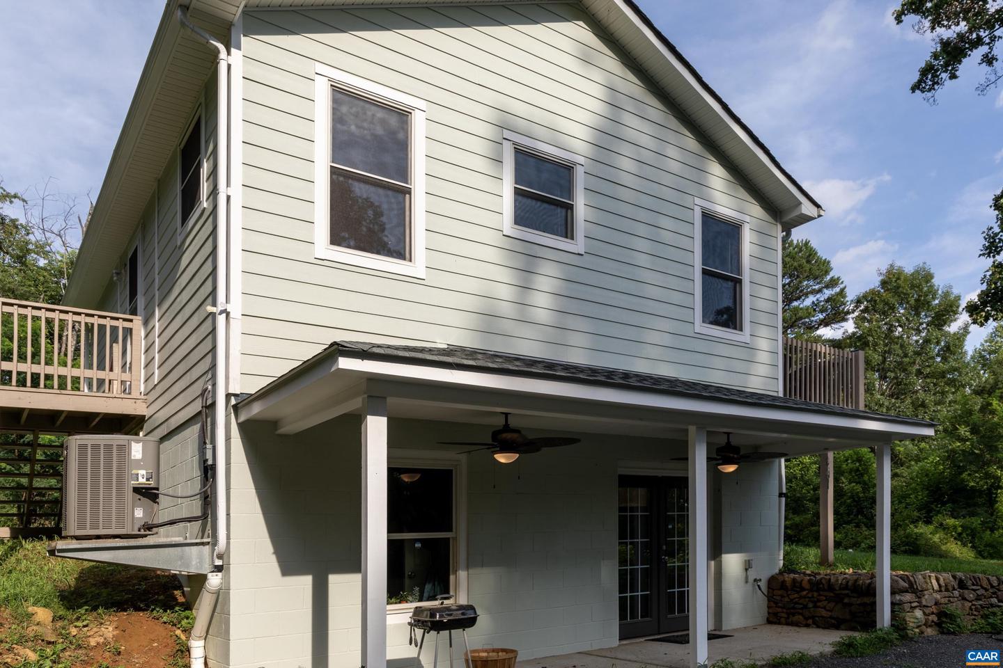 686 SNOW MOUNTAIN RD, STANARDSVILLE, Virginia 22973, 3 Bedrooms Bedrooms, ,2 BathroomsBathrooms,Residential,For sale,686 SNOW MOUNTAIN RD,664561 MLS # 664561