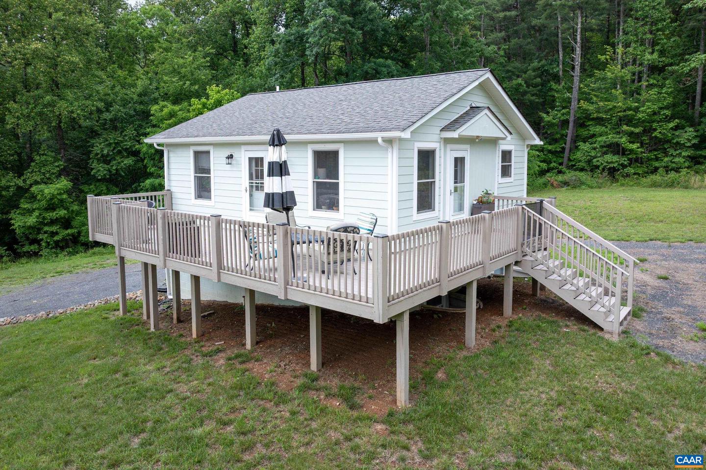 686 SNOW MOUNTAIN RD, STANARDSVILLE, Virginia 22973, 3 Bedrooms Bedrooms, ,2 BathroomsBathrooms,Residential,For sale,686 SNOW MOUNTAIN RD,664561 MLS # 664561