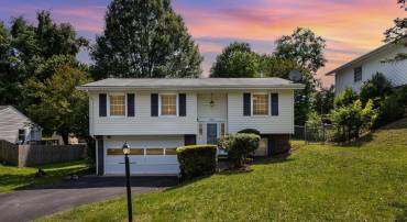 204 MORNINGSIDE DR, FREDERICKSBURG, Virginia 22401, 3 Bedrooms Bedrooms, ,1 BathroomBathrooms,Residential,For sale,204 MORNINGSIDE DR,VAFB2008242 MLS # VAFB2008242