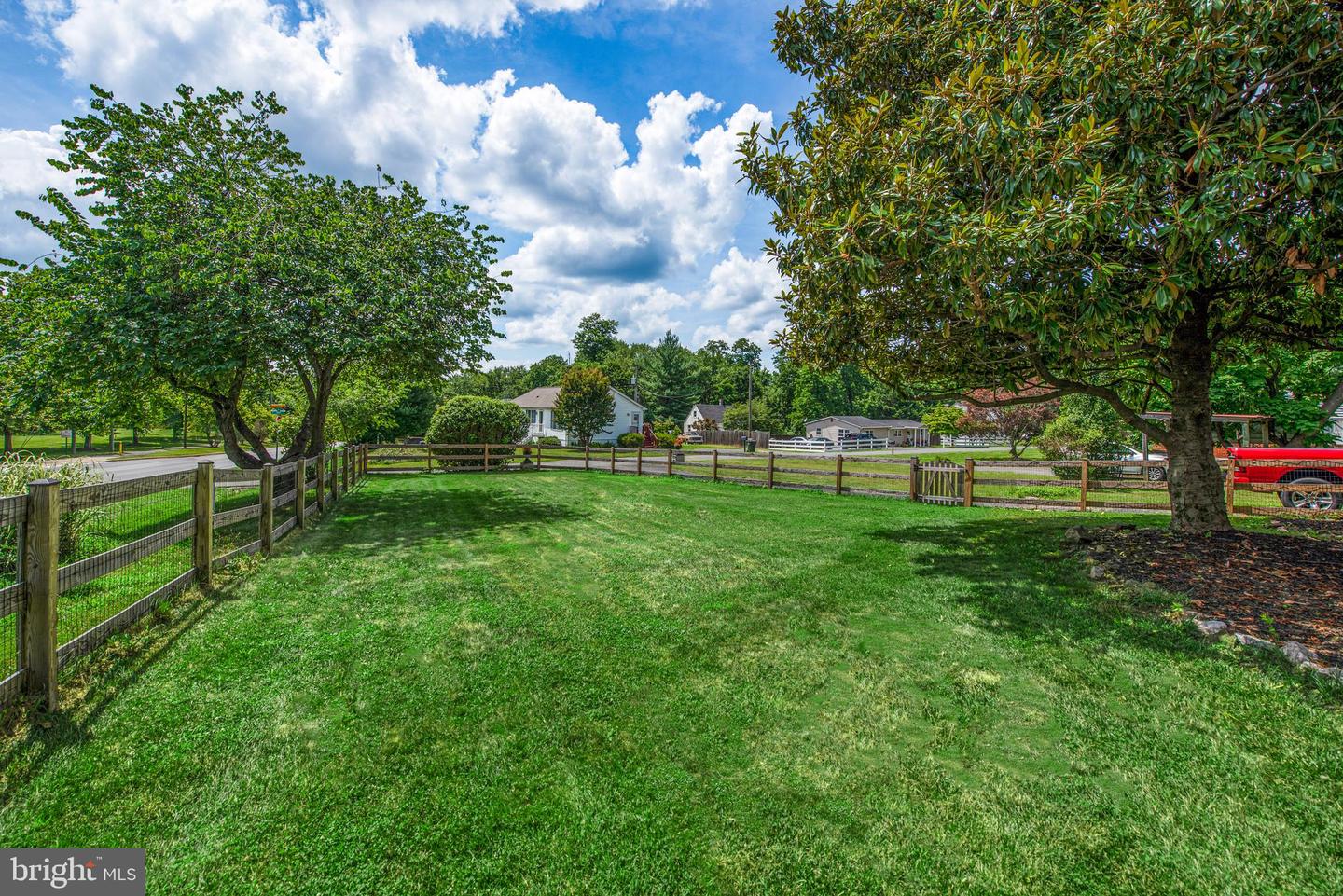 411 E A ST, PURCELLVILLE, Virginia 20132, 3 Bedrooms Bedrooms, ,2 BathroomsBathrooms,Residential,For sale,411 E A ST,VALO2097298 MLS # VALO2097298