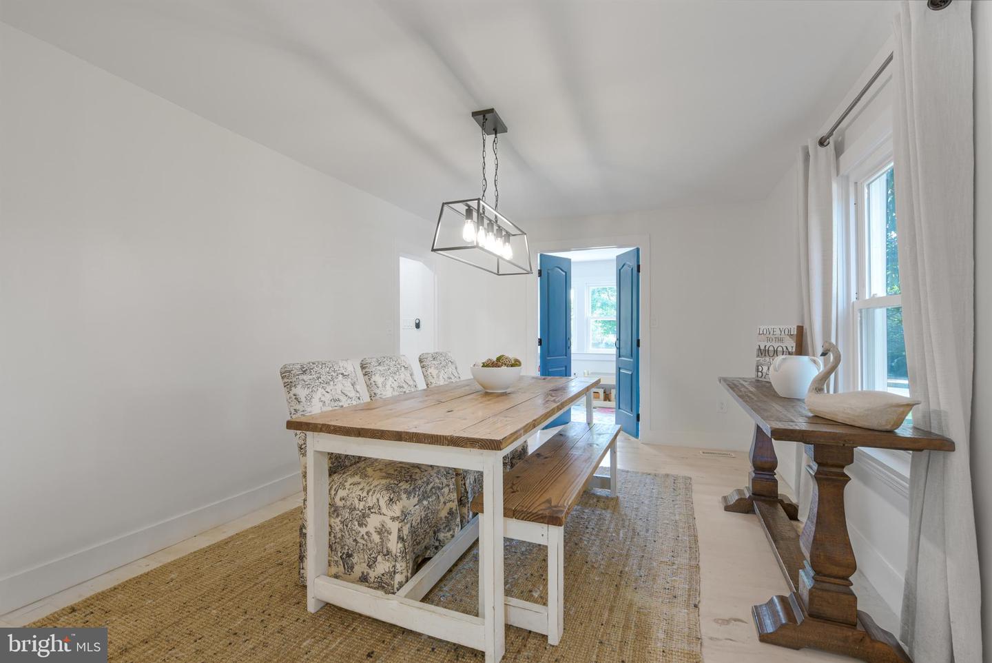 411 E A ST, PURCELLVILLE, Virginia 20132, 3 Bedrooms Bedrooms, ,2 BathroomsBathrooms,Residential,For sale,411 E A ST,VALO2097298 MLS # VALO2097298