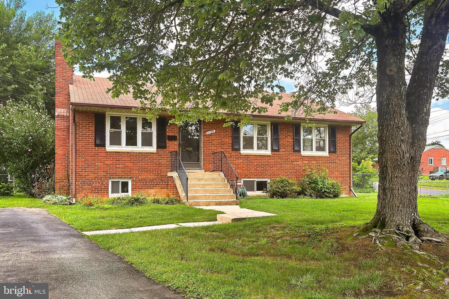 4108 ARCADIA RD, ALEXANDRIA, Virginia 22312, 4 Bedrooms Bedrooms, ,2 BathroomsBathrooms,Residential,For sale,4108 ARCADIA RD,VAFX2242582 MLS # VAFX2242582