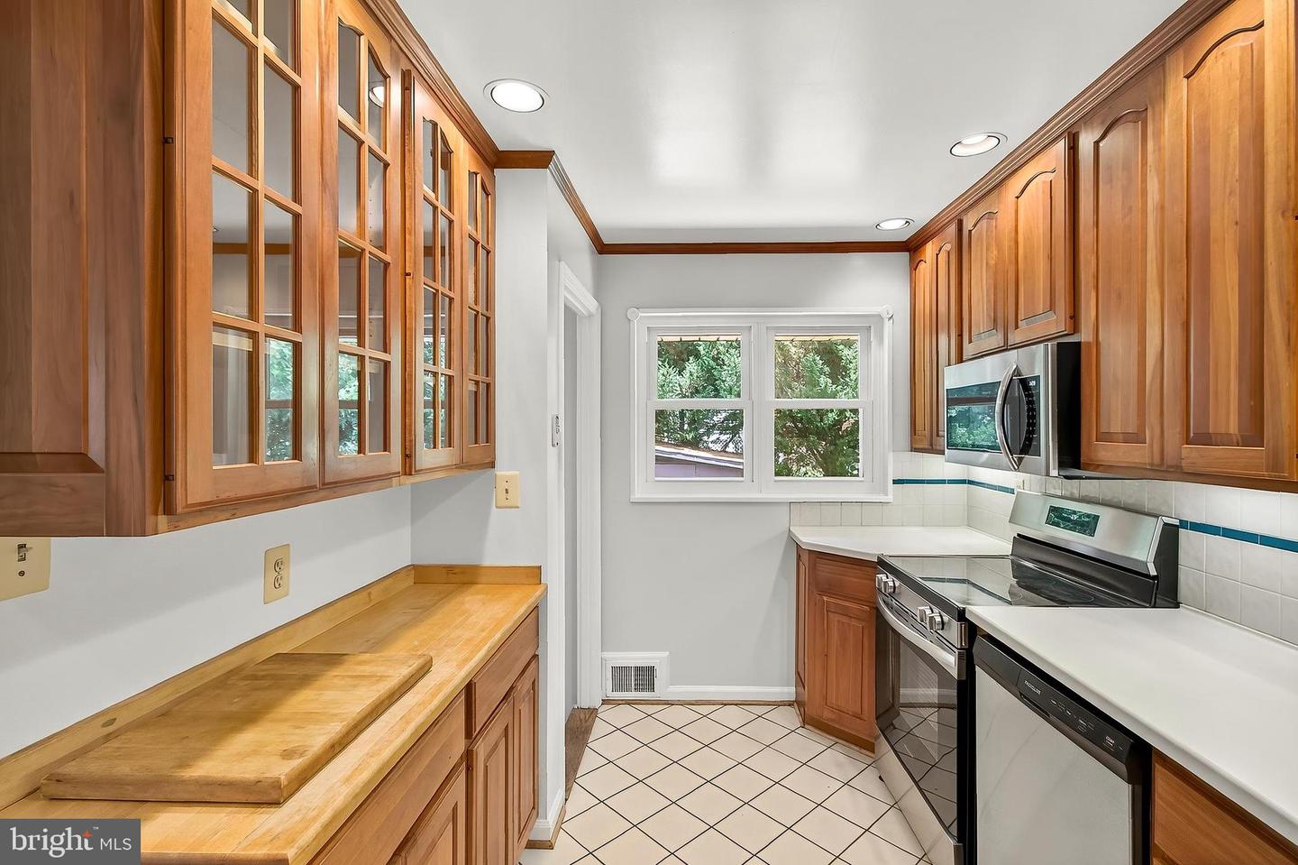 4108 ARCADIA RD, ALEXANDRIA, Virginia 22312, 4 Bedrooms Bedrooms, ,2 BathroomsBathrooms,Residential,For sale,4108 ARCADIA RD,VAFX2242582 MLS # VAFX2242582