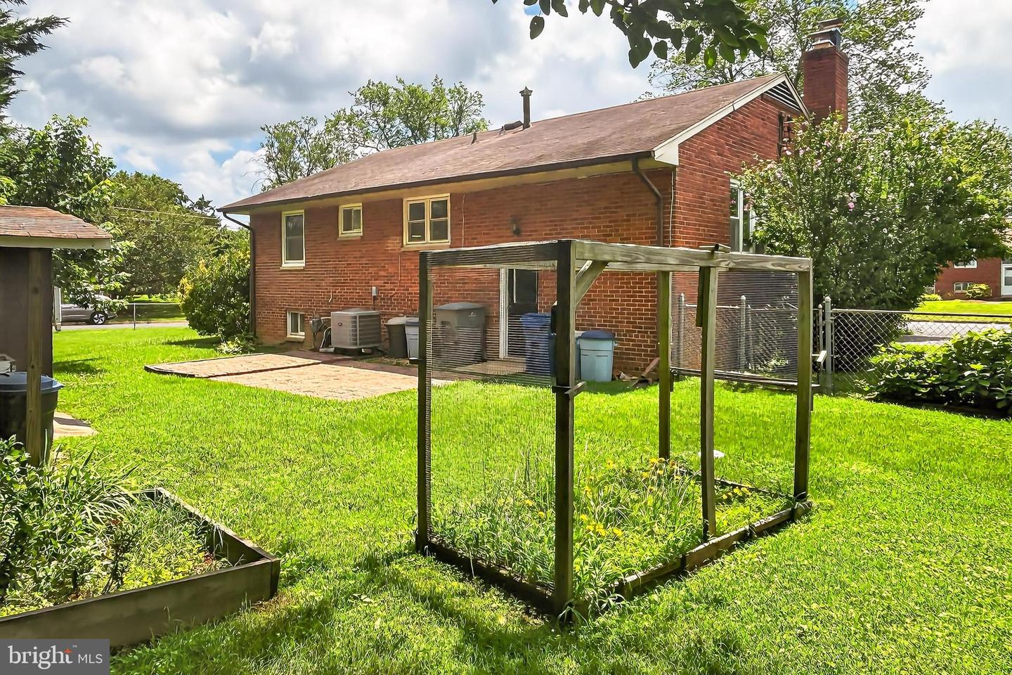 4108 ARCADIA RD, ALEXANDRIA, Virginia 22312, 4 Bedrooms Bedrooms, ,2 BathroomsBathrooms,Residential,For sale,4108 ARCADIA RD,VAFX2242582 MLS # VAFX2242582