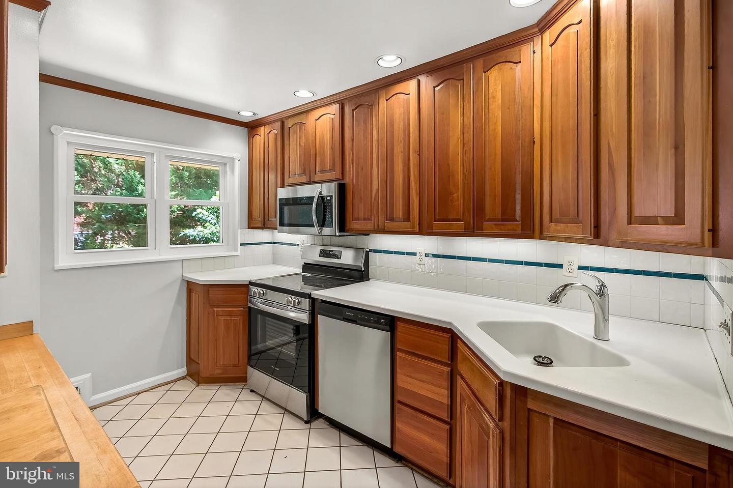 4108 ARCADIA RD, ALEXANDRIA, Virginia 22312, 4 Bedrooms Bedrooms, ,2 BathroomsBathrooms,Residential,For sale,4108 ARCADIA RD,VAFX2242582 MLS # VAFX2242582