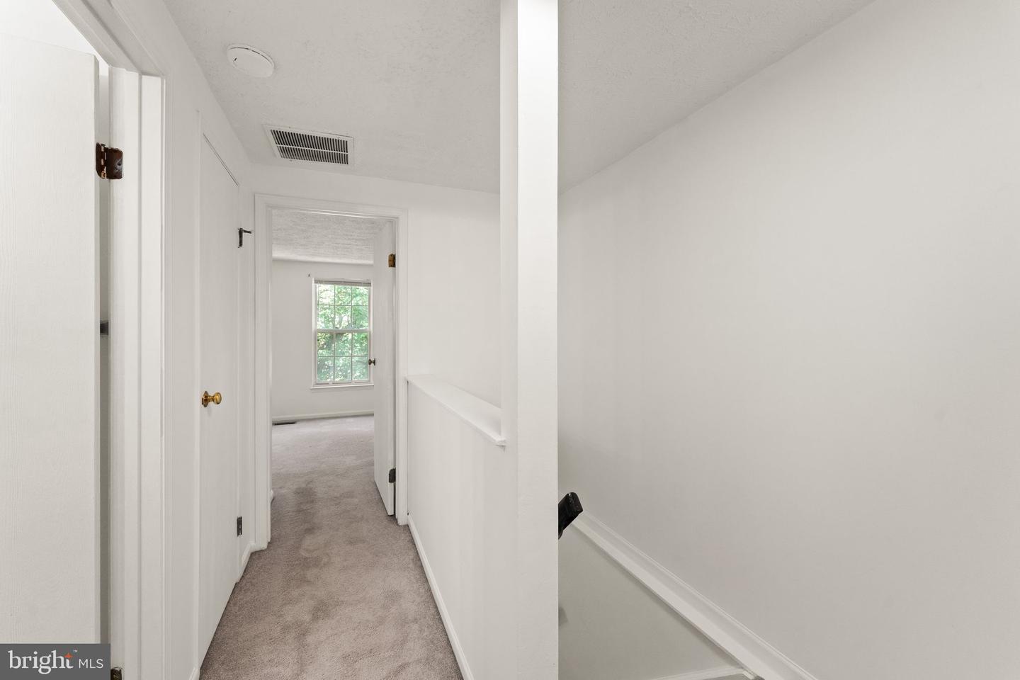1941 SAGEWOOD LN, RESTON, Virginia 20191, 2 Bedrooms Bedrooms, ,2 BathroomsBathrooms,Residential,For sale,1941 SAGEWOOD LN,VAFX2242596 MLS # VAFX2242596