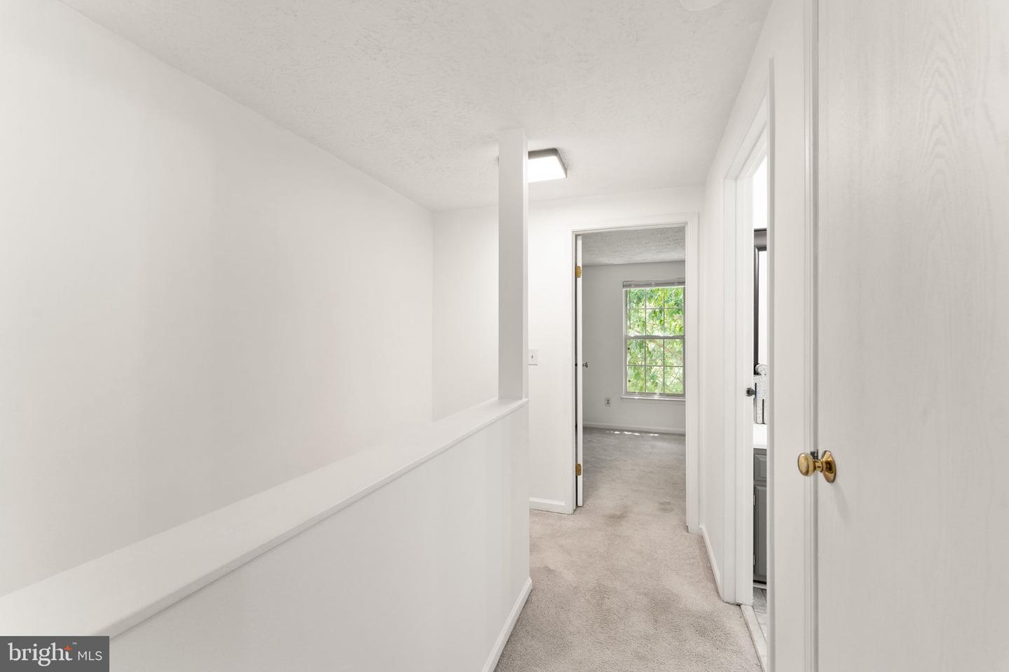1941 SAGEWOOD LN, RESTON, Virginia 20191, 2 Bedrooms Bedrooms, ,2 BathroomsBathrooms,Residential,For sale,1941 SAGEWOOD LN,VAFX2242596 MLS # VAFX2242596