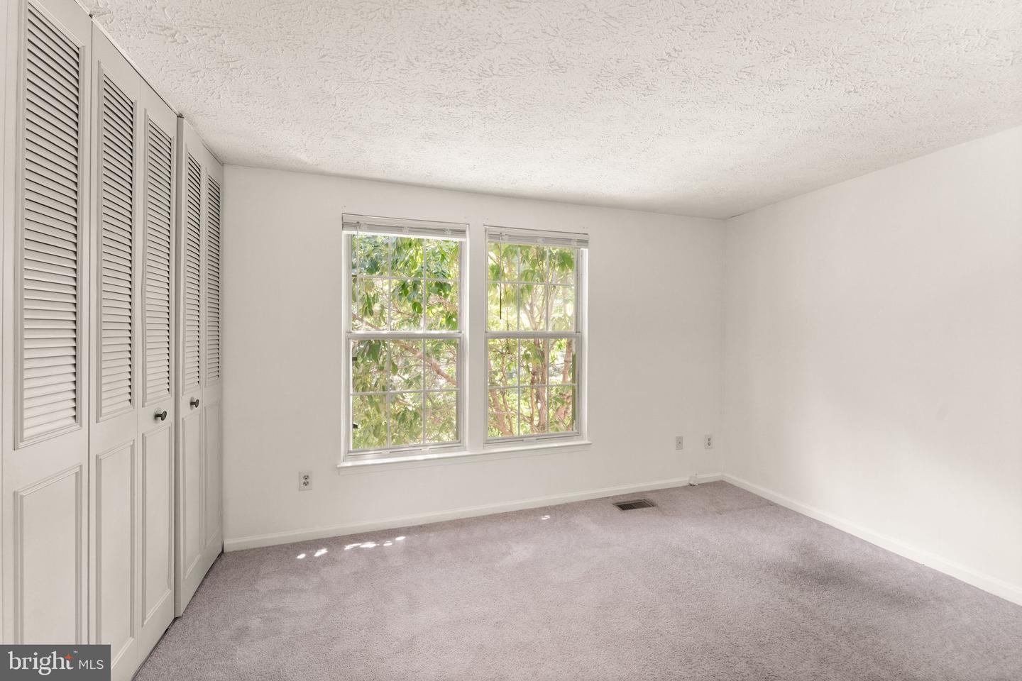1941 SAGEWOOD LN, RESTON, Virginia 20191, 2 Bedrooms Bedrooms, ,2 BathroomsBathrooms,Residential,For sale,1941 SAGEWOOD LN,VAFX2242596 MLS # VAFX2242596