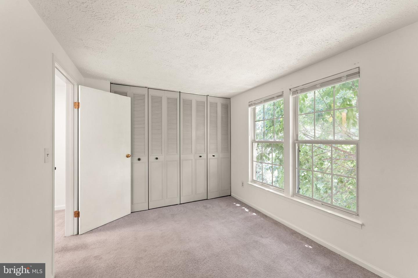 1941 SAGEWOOD LN, RESTON, Virginia 20191, 2 Bedrooms Bedrooms, ,2 BathroomsBathrooms,Residential,For sale,1941 SAGEWOOD LN,VAFX2242596 MLS # VAFX2242596