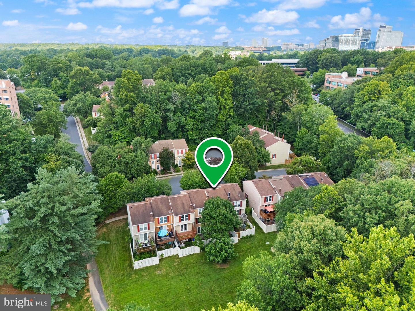 1941 SAGEWOOD LN, RESTON, Virginia 20191, 2 Bedrooms Bedrooms, ,2 BathroomsBathrooms,Residential,For sale,1941 SAGEWOOD LN,VAFX2242596 MLS # VAFX2242596