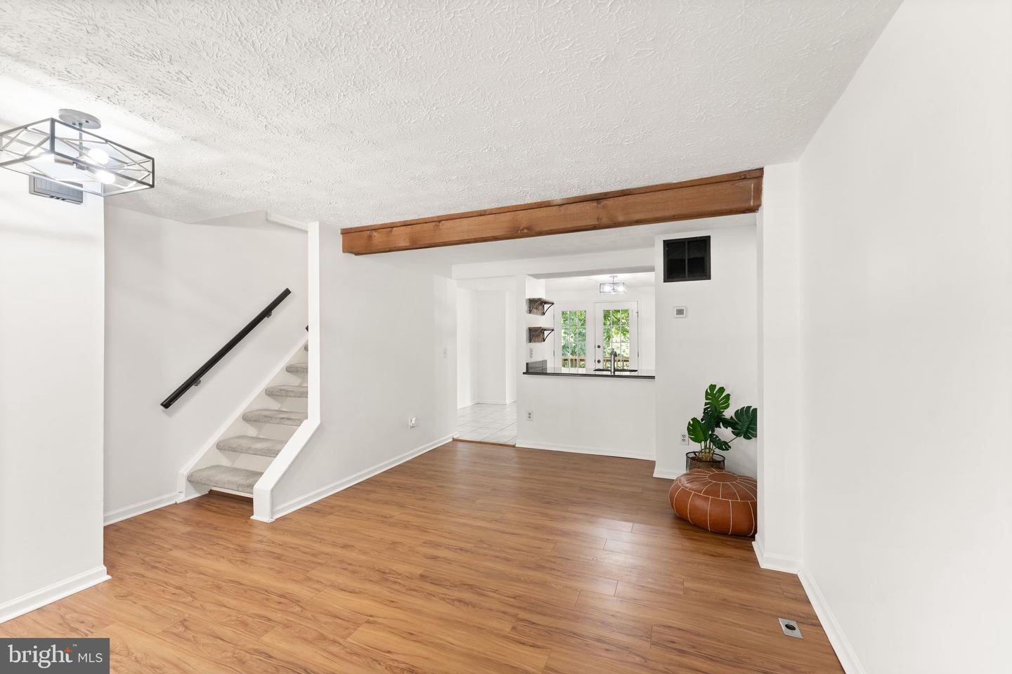 1941 SAGEWOOD LN, RESTON, Virginia 20191, 2 Bedrooms Bedrooms, ,2 BathroomsBathrooms,Residential,For sale,1941 SAGEWOOD LN,VAFX2242596 MLS # VAFX2242596