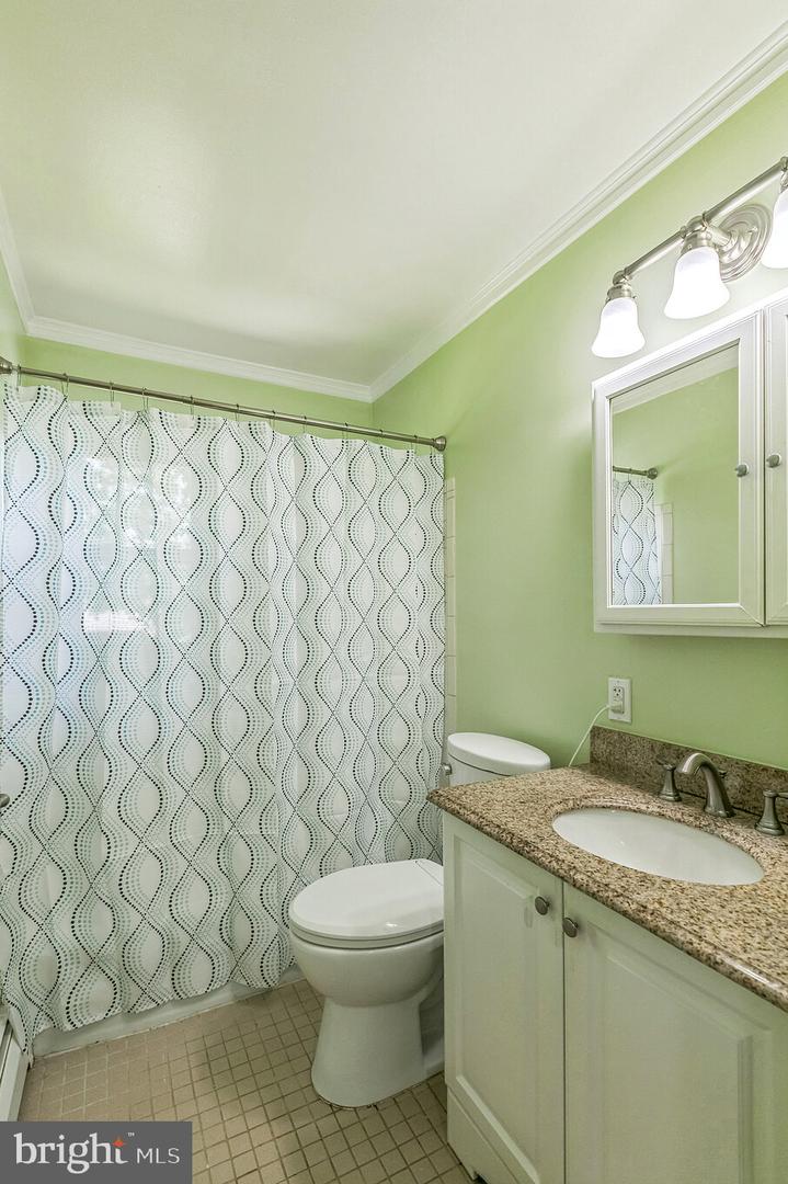 15017 ALASKA RD, WOODBRIDGE, Virginia 22191, 3 Bedrooms Bedrooms, ,1 BathroomBathrooms,Residential,For sale,15017 ALASKA RD,VAPW2095442 MLS # VAPW2095442