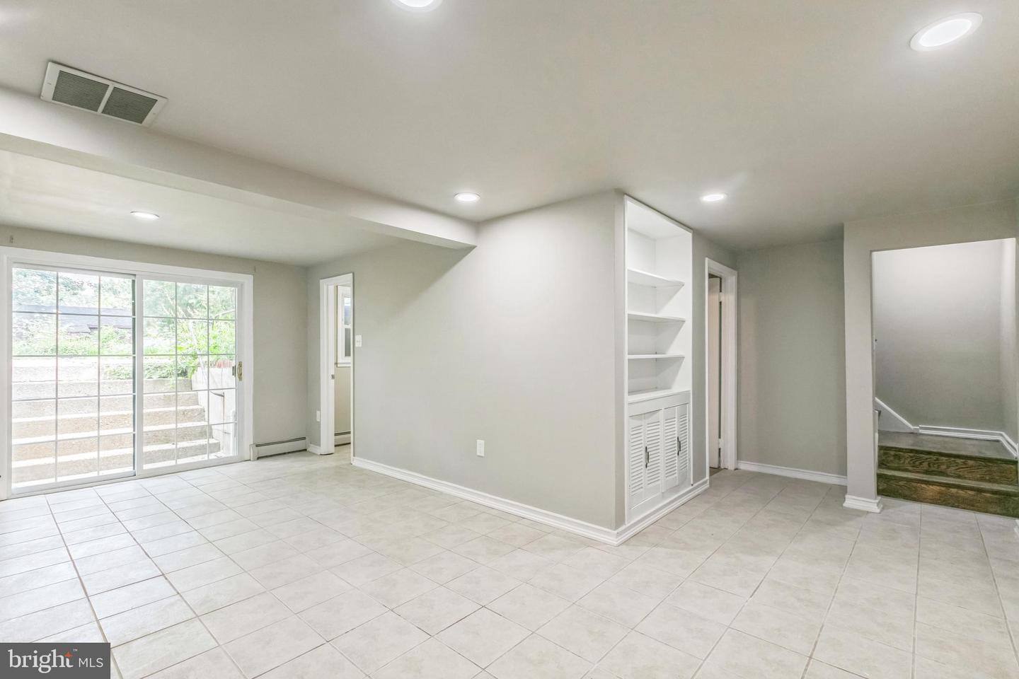 15017 ALASKA RD, WOODBRIDGE, Virginia 22191, 3 Bedrooms Bedrooms, ,1 BathroomBathrooms,Residential,For sale,15017 ALASKA RD,VAPW2095442 MLS # VAPW2095442