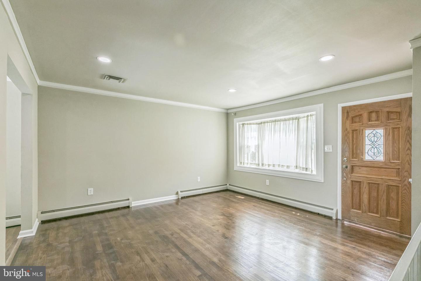 15017 ALASKA RD, WOODBRIDGE, Virginia 22191, 3 Bedrooms Bedrooms, ,1 BathroomBathrooms,Residential,For sale,15017 ALASKA RD,VAPW2095442 MLS # VAPW2095442