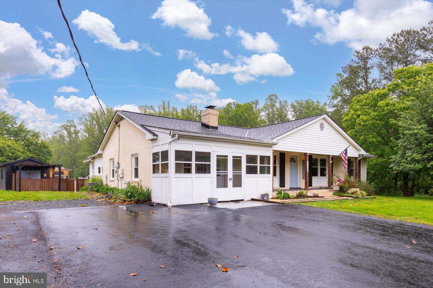 7615 MORRIS RD, SPOTSYLVANIA, Virginia 22551, 3 Bedrooms Bedrooms, 8 Rooms Rooms,2 BathroomsBathrooms,Residential,For sale,7615 MORRIS RD,VASP2033486 MLS # VASP2033486