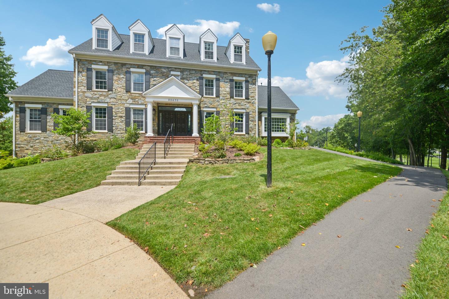 20622 LANGFORD CT, STERLING, Virginia 20165, 4 Bedrooms Bedrooms, ,2 BathroomsBathrooms,Residential,For sale,20622 LANGFORD CT,VALO2098020 MLS # VALO2098020