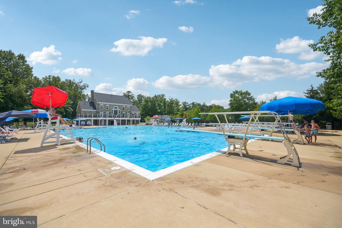 20622 LANGFORD CT, STERLING, Virginia 20165, 4 Bedrooms Bedrooms, ,2 BathroomsBathrooms,Residential,For sale,20622 LANGFORD CT,VALO2098020 MLS # VALO2098020