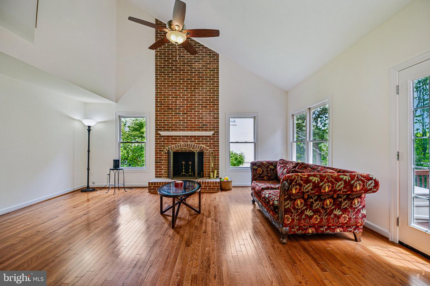 20622 LANGFORD CT, STERLING, Virginia 20165, 4 Bedrooms Bedrooms, ,2 BathroomsBathrooms,Residential,For sale,20622 LANGFORD CT,VALO2098020 MLS # VALO2098020