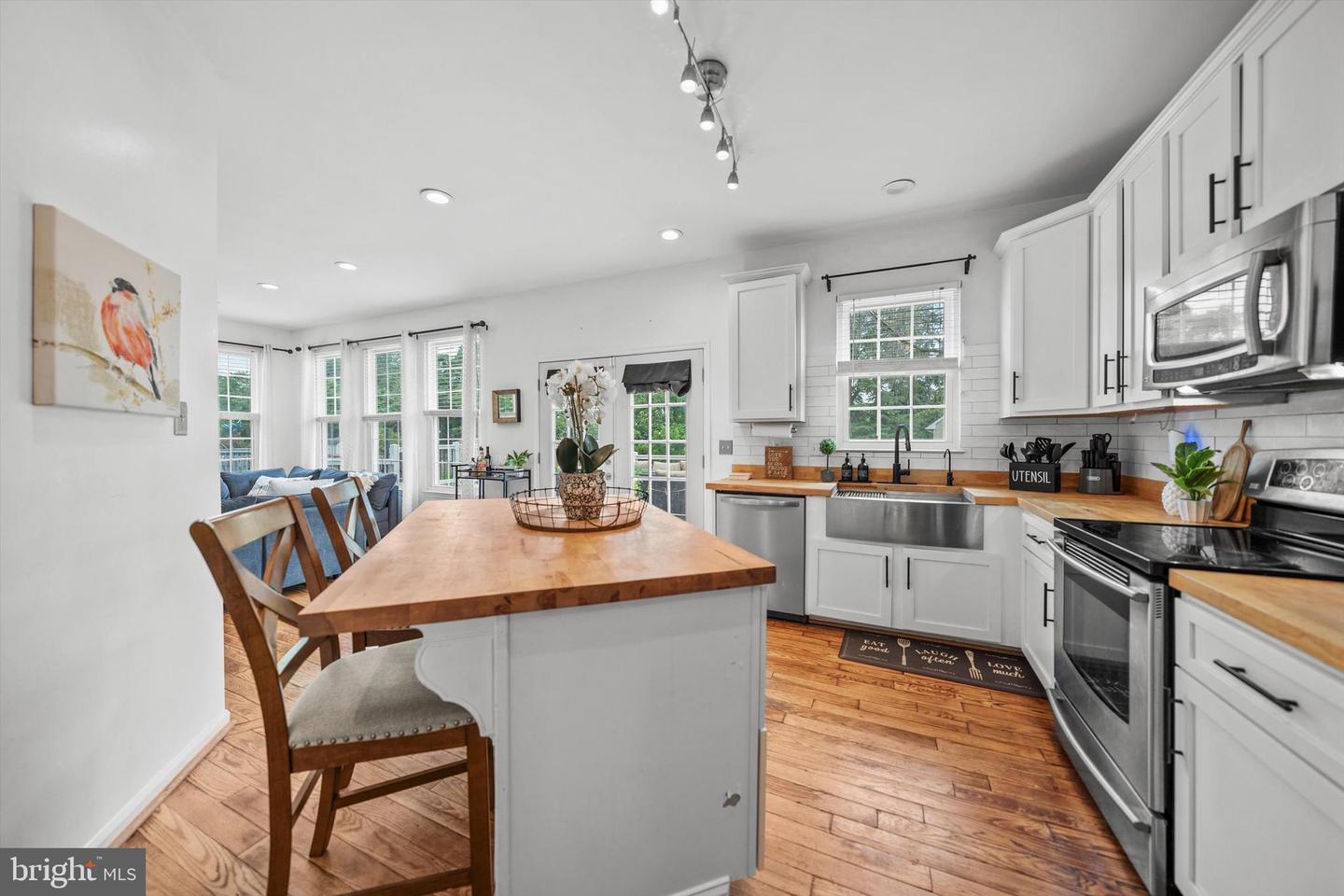 9401 HERSCH FARM LN, MANASSAS, Virginia 20112, 4 Bedrooms Bedrooms, ,3 BathroomsBathrooms,Residential,For sale,9401 HERSCH FARM LN,VAPW2095704 MLS # VAPW2095704