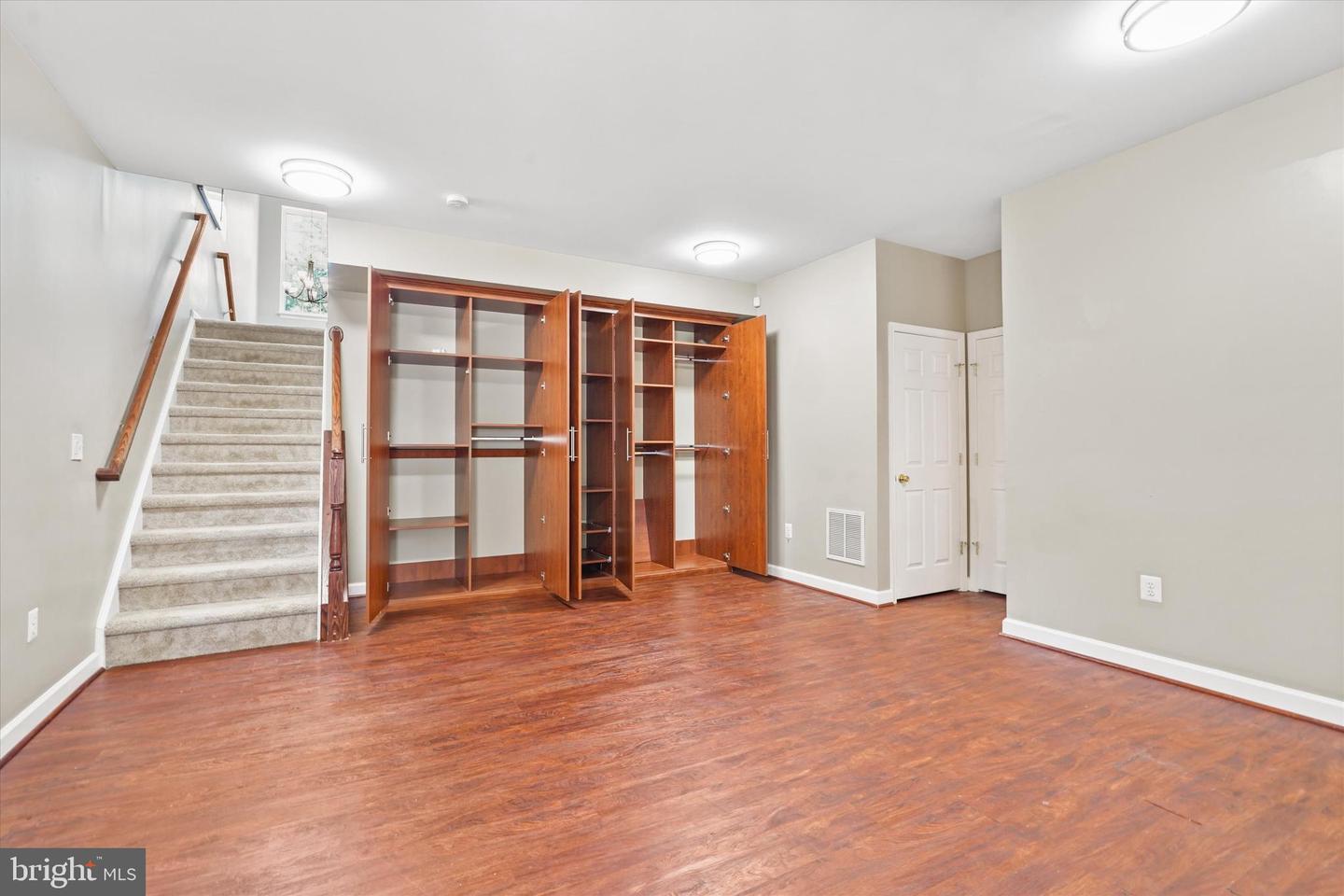 8332 LEIGHLEX CT, MANASSAS, Virginia 20111, 3 Bedrooms Bedrooms, ,3 BathroomsBathrooms,Residential,For sale,8332 LEIGHLEX CT,VAPW2095710 MLS # VAPW2095710