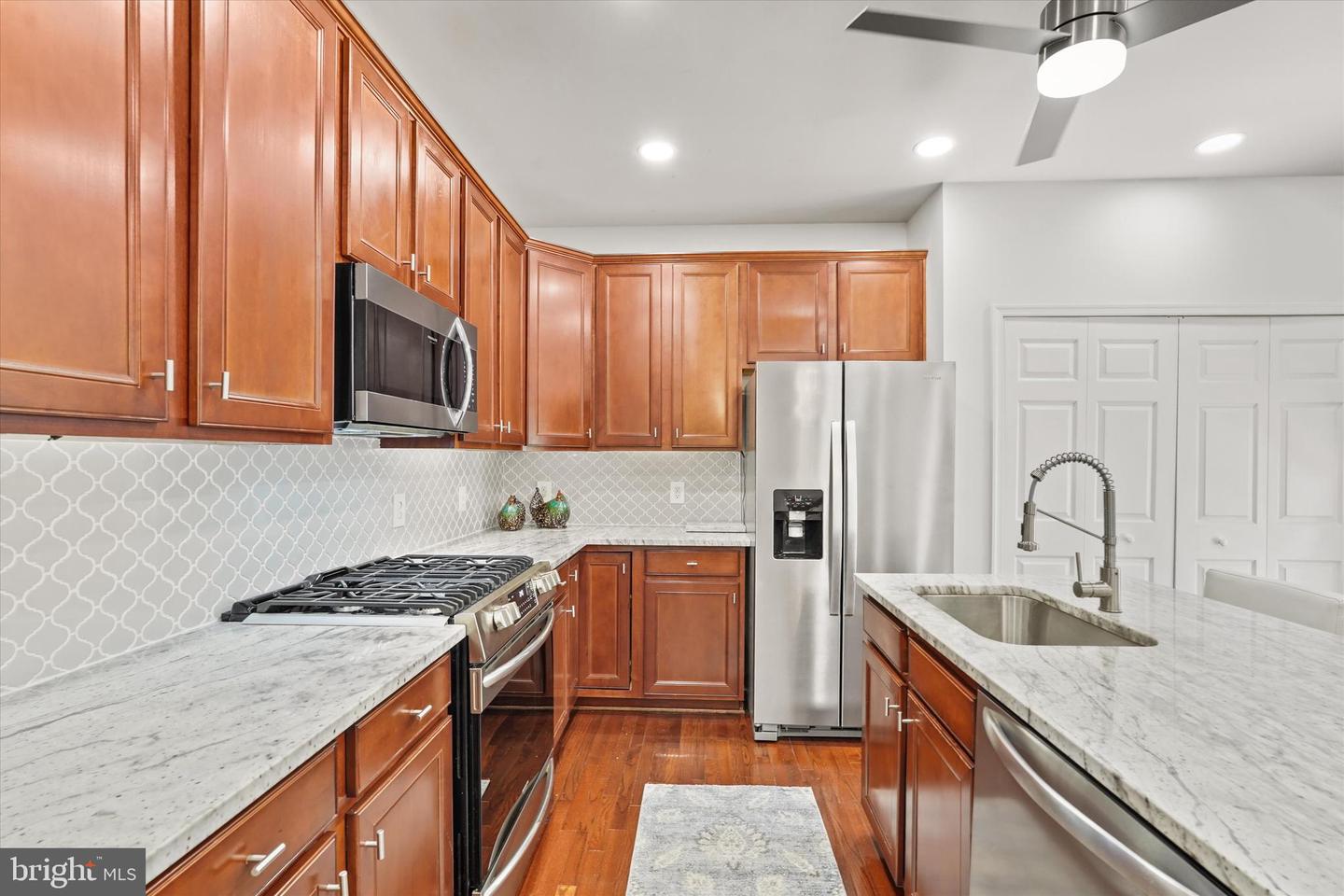8332 LEIGHLEX CT, MANASSAS, Virginia 20111, 3 Bedrooms Bedrooms, ,3 BathroomsBathrooms,Residential,For sale,8332 LEIGHLEX CT,VAPW2095710 MLS # VAPW2095710