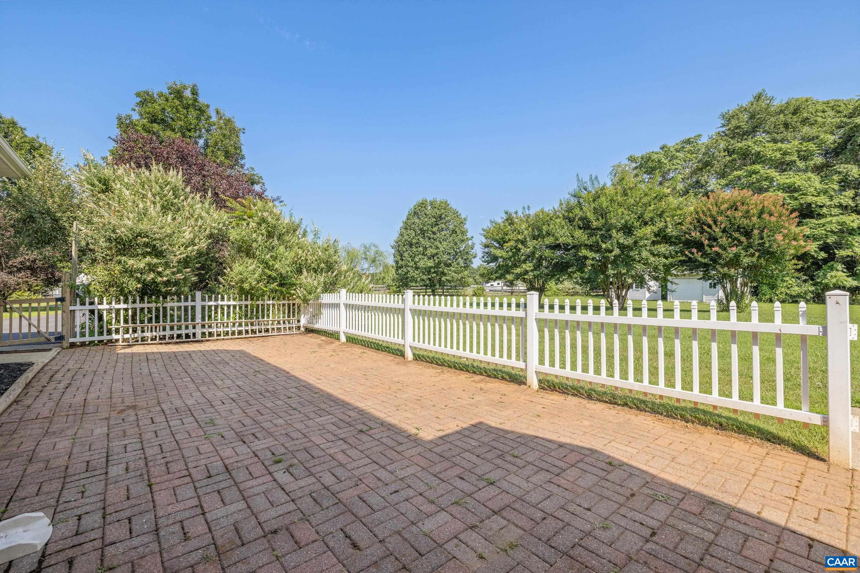 40 E JACK JOUETT RD, LOUISA, Virginia 23093, 3 Bedrooms Bedrooms, ,2 BathroomsBathrooms,Residential,40 E JACK JOUETT RD,666881 MLS # 666881