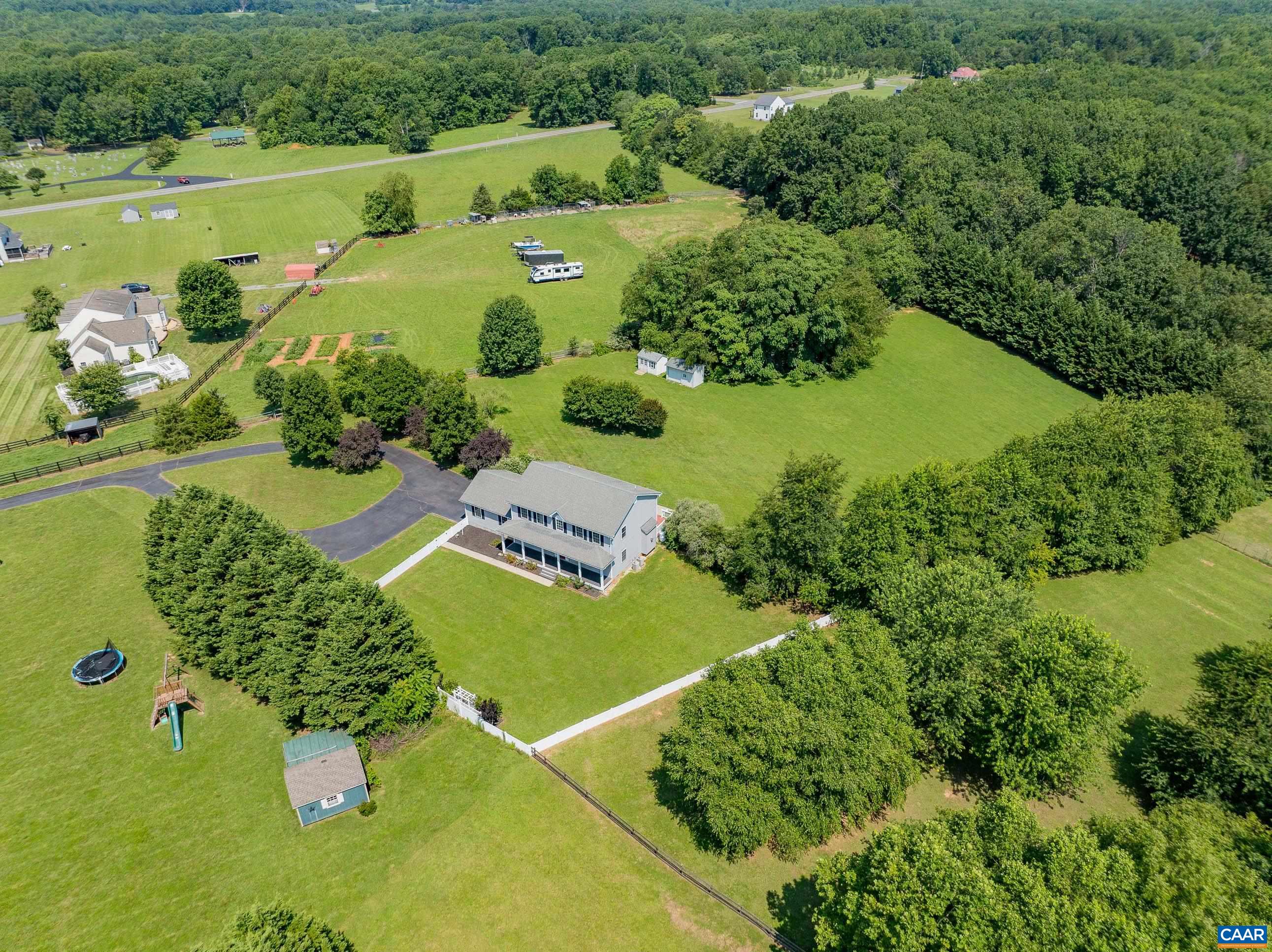 40 E JACK JOUETT RD, LOUISA, Virginia 23093, 3 Bedrooms Bedrooms, ,2 BathroomsBathrooms,Residential,40 E JACK JOUETT RD,666881 MLS # 666881