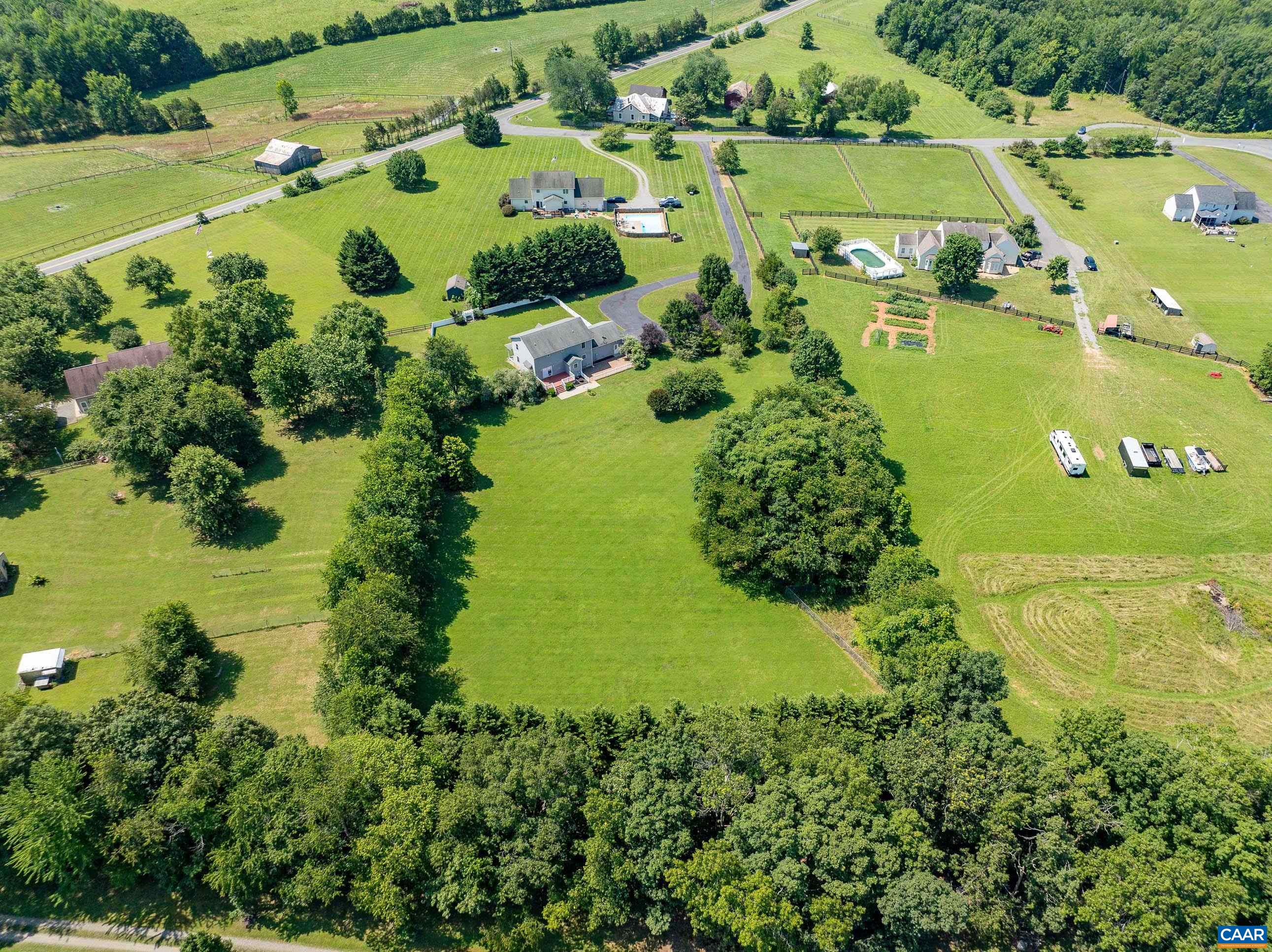 40 E JACK JOUETT RD, LOUISA, Virginia 23093, 3 Bedrooms Bedrooms, ,2 BathroomsBathrooms,Residential,40 E JACK JOUETT RD,666881 MLS # 666881