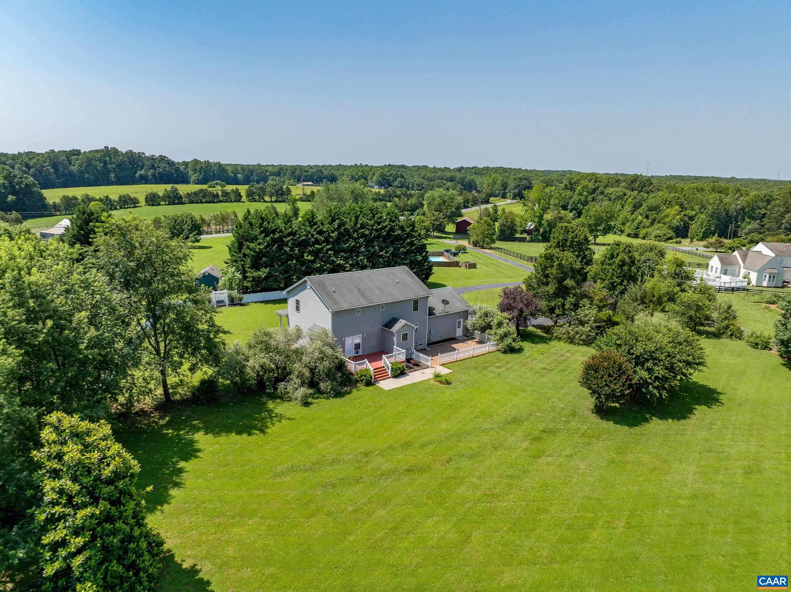 40 E JACK JOUETT RD, LOUISA, Virginia 23093, 3 Bedrooms Bedrooms, ,2 BathroomsBathrooms,Residential,40 E JACK JOUETT RD,666881 MLS # 666881