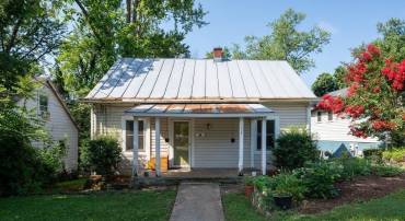 1308 POPLAR ST, CHARLOTTESVILLE, Virginia 22902, 3 Bedrooms Bedrooms, ,2 BathroomsBathrooms,Residential,1308 POPLAR ST,666914 MLS # 666914
